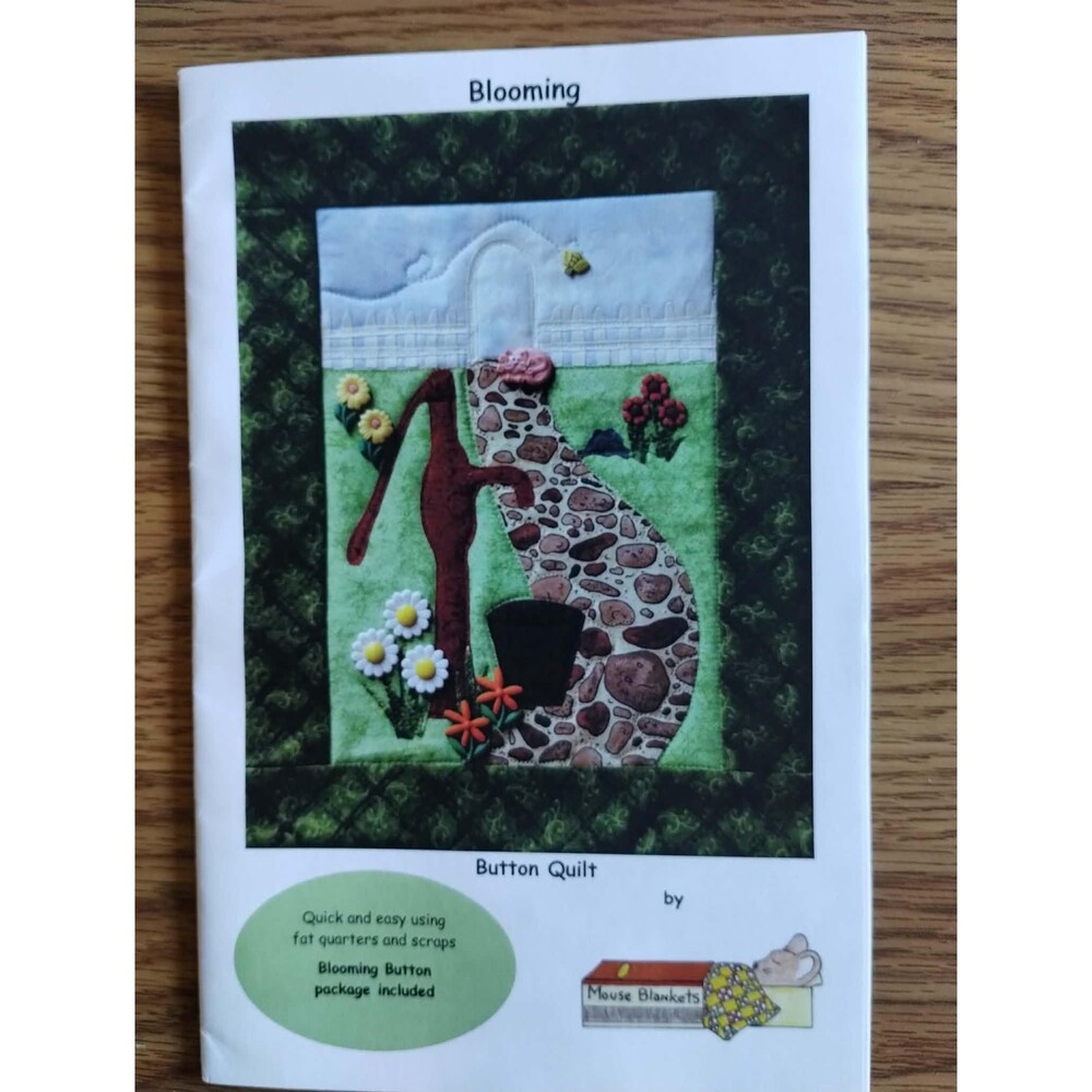 Blooming 12 x 9 1/4 Inch Button Quilt, with Wool & Buttons by Mouse Blankets